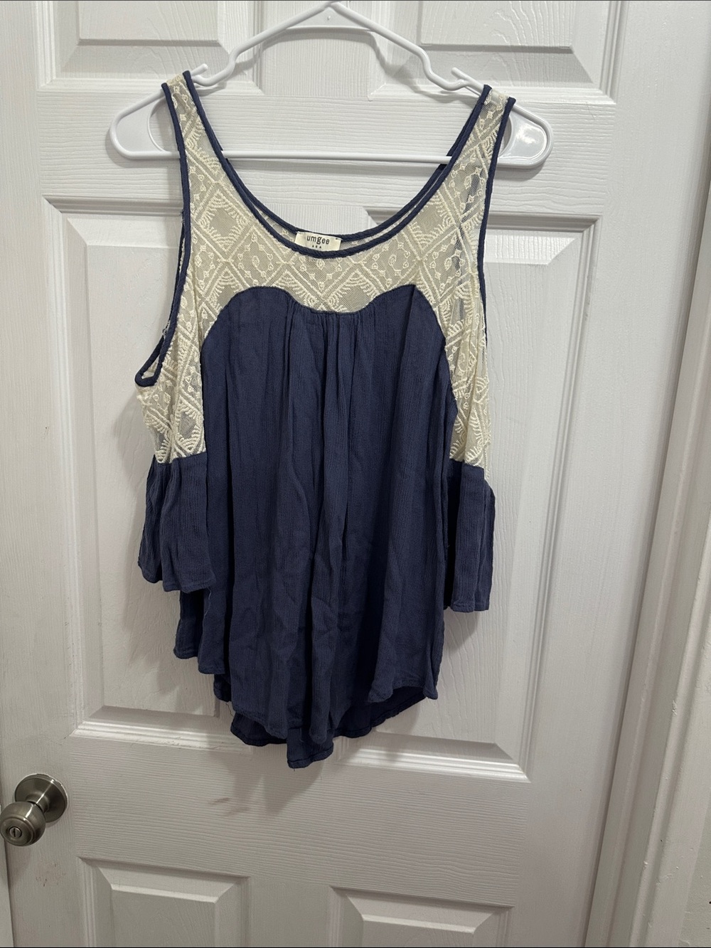 Umgee cold shoulder Tank Top with Cream Lace Yoke